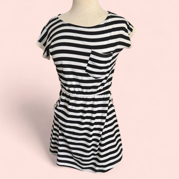 Dresses & Skirts - 2000’s y2K Vintage Striped Black White Lace Trim Emo Goth Mini Dress